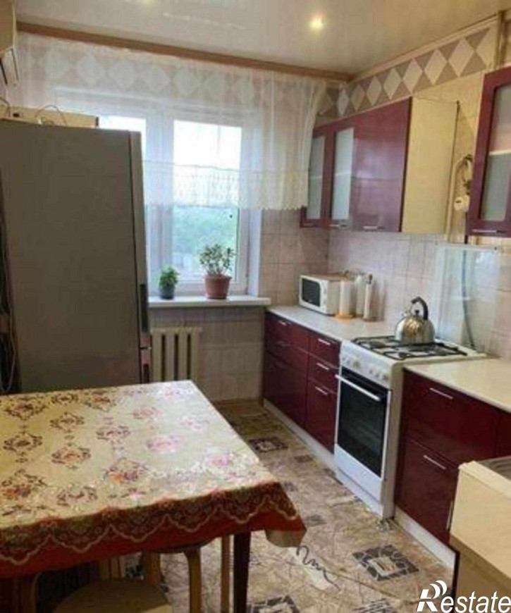 3-комн квартира улица Федора Зявкина, 31