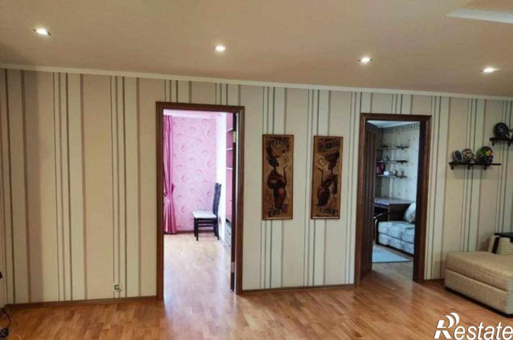 3-комн квартира улица Беляева, 28