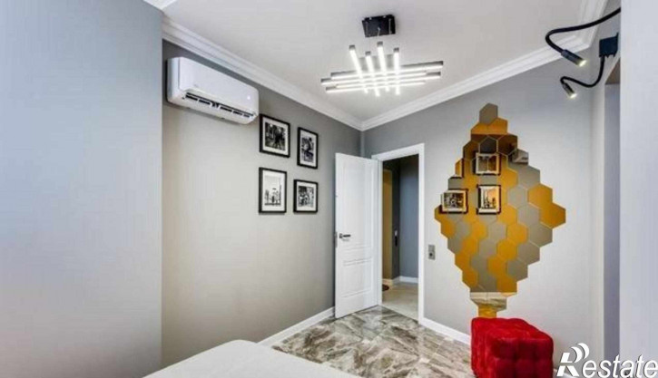 3-комн квартира Советская улица, 51