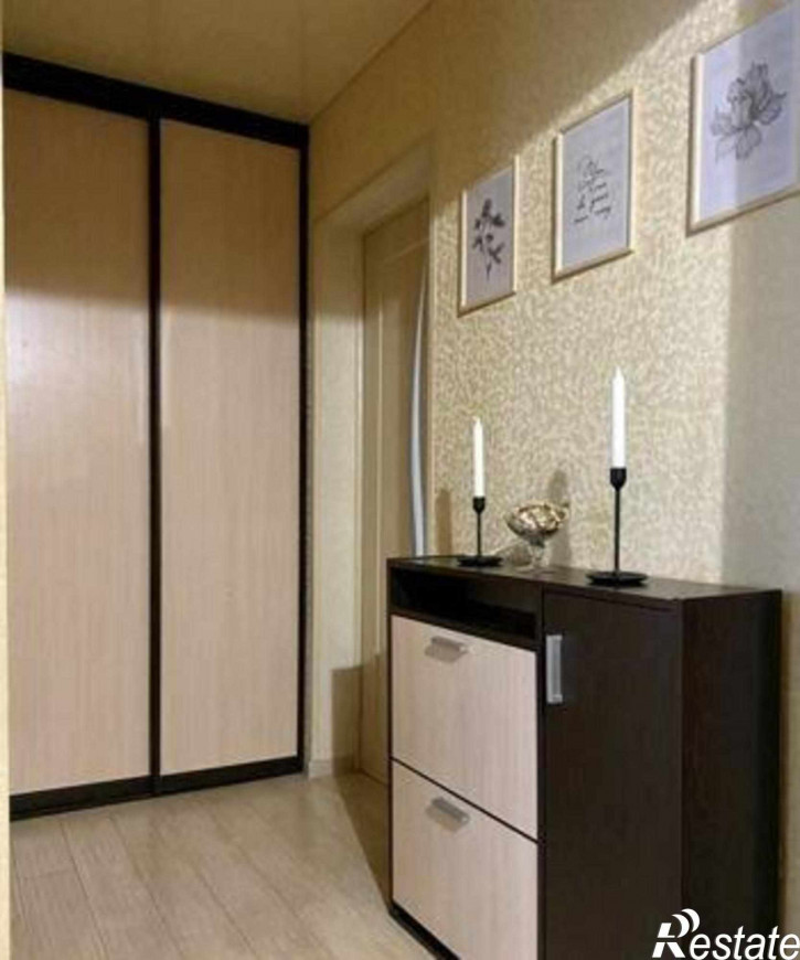 2-комн квартира улица Зорге, 12