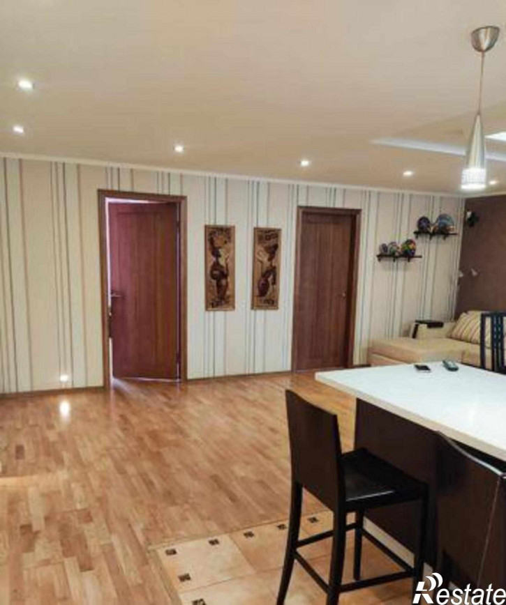 3-комн квартира улица Беляева, 28