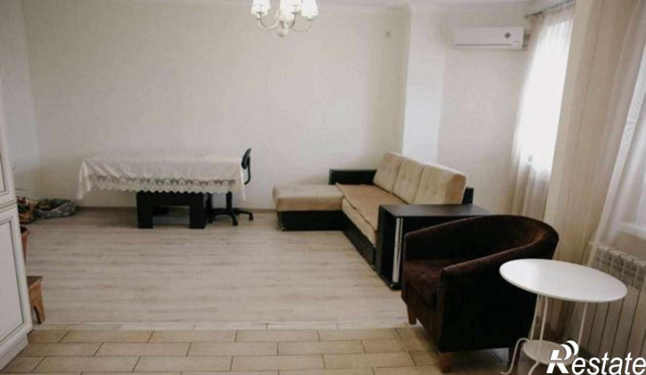3-комн квартира улица Малиновского, 66/1