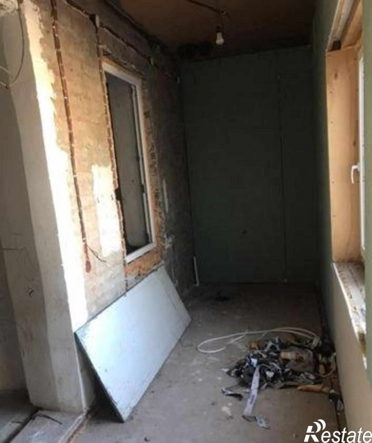 4-комн квартира улица Гусева, 18