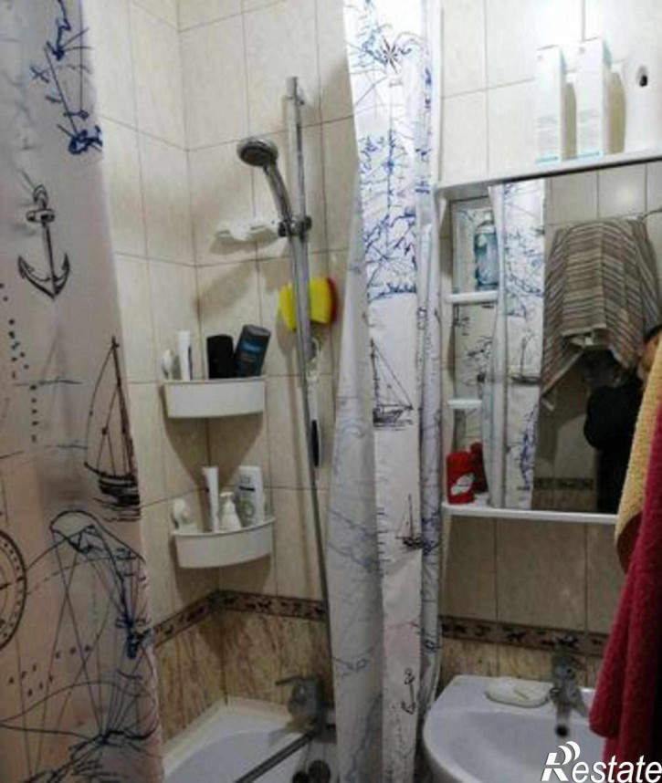 2-комн квартира улица Джапаридзе, 17