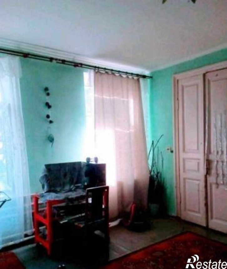 3-комн квартира улица 34-я Линия, 13/39