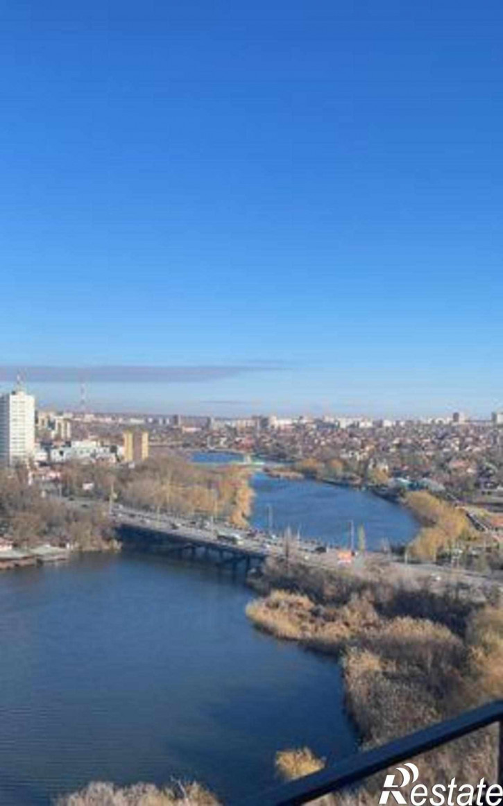 3-комн квартира улица Евдокимова, 37Д