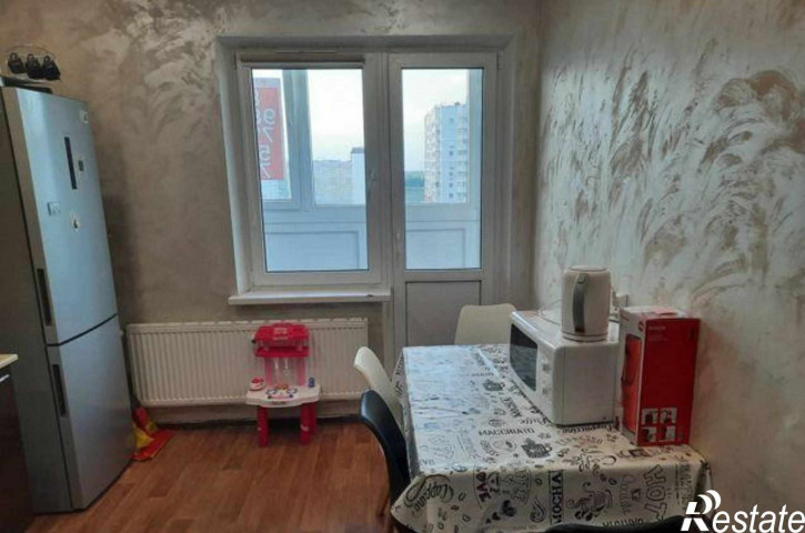2-комн квартира улица Платона Кляты, 23