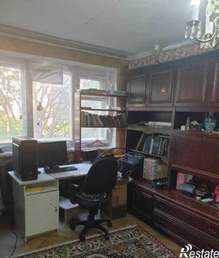 4-комн квартира улица Тельмана, 71/111