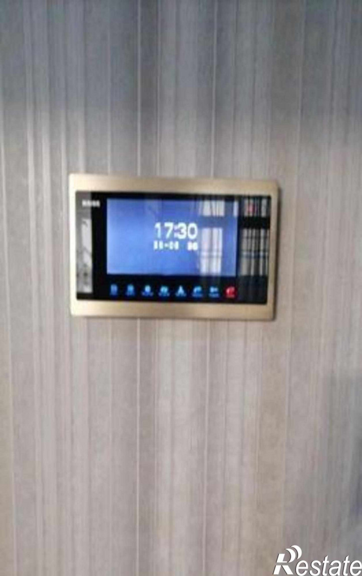 3-комн квартира улица Богданова, 77