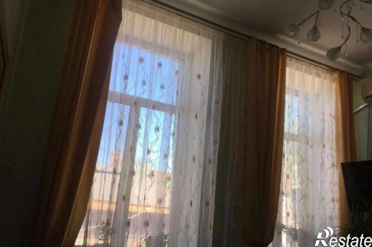 2-комн квартира улица Обороны, 70
