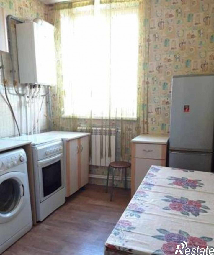 2-комн квартира улица 30-я Линия, 13