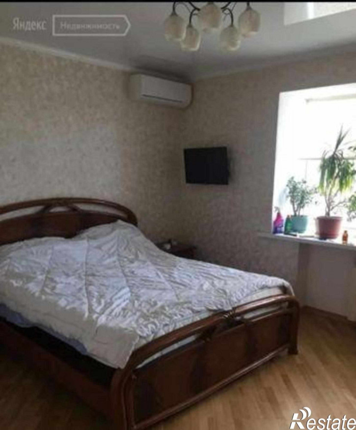 2-комн квартира проспект Космонавтов, 17