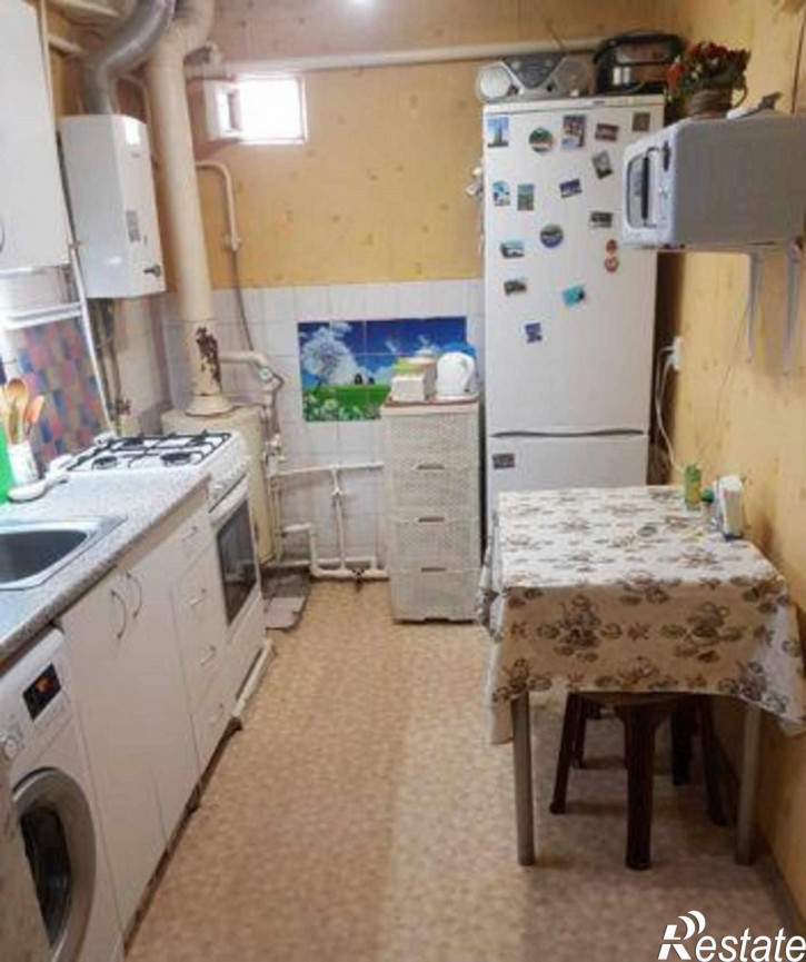 2-комн квартира улица 12-я Линия, 68