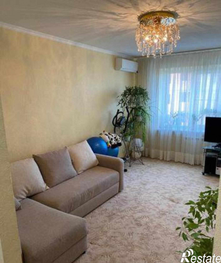 3-комн квартира улица Разина, 1