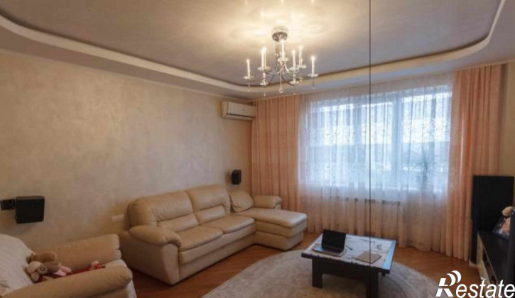 3-комн квартира улица Козлова, 65Е