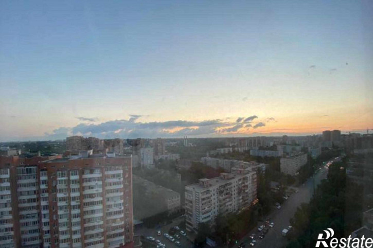 3-комн квартира улица Добровольского, 2/1