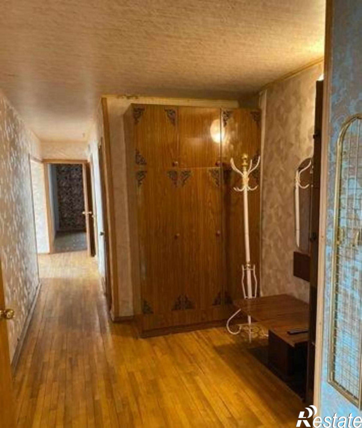 3-комн квартира улица Тельмана, 9/22