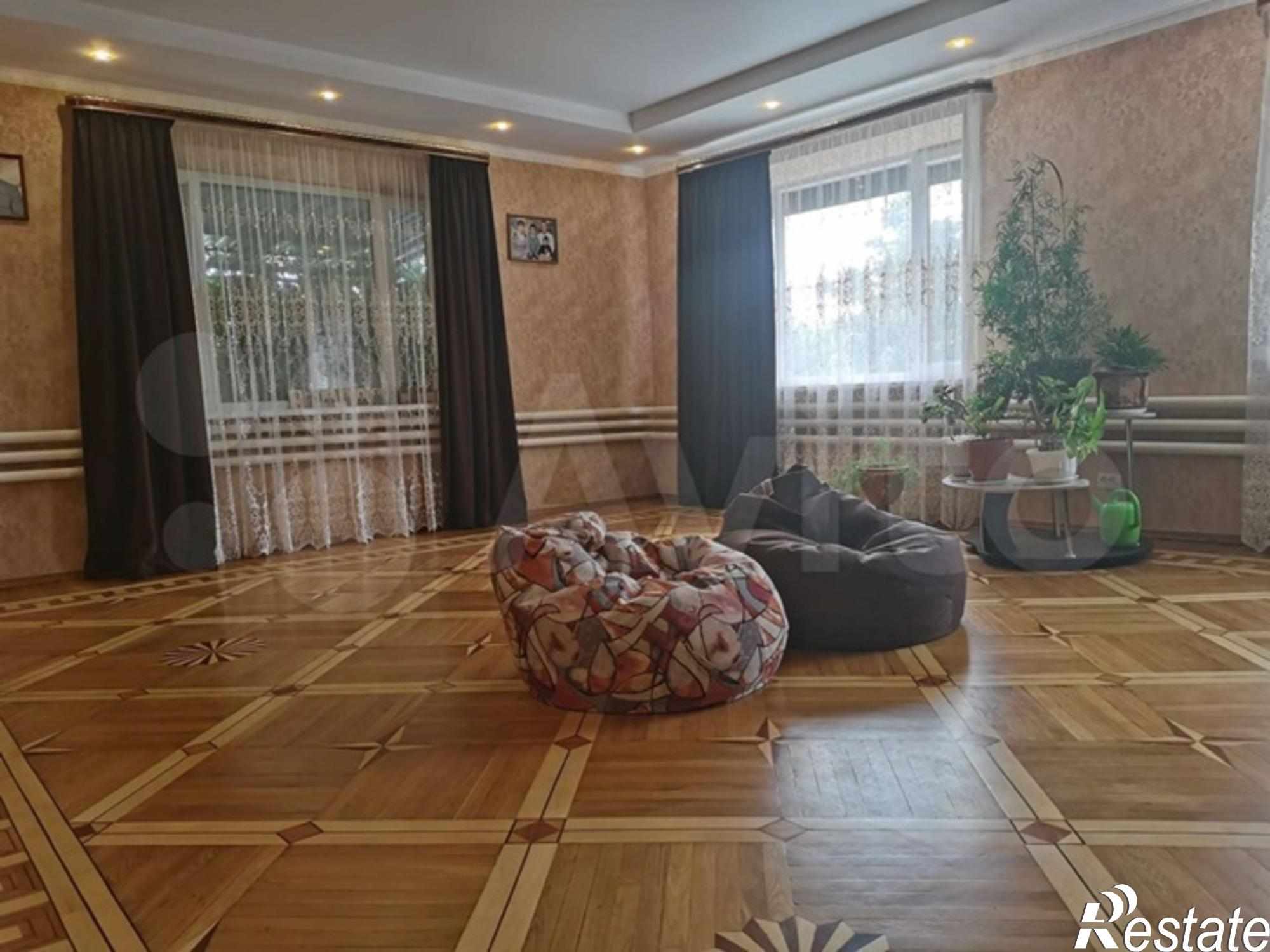 Купить дачу, дом, коттедж за 14 000 000 рублей на Молдавская улица, 789