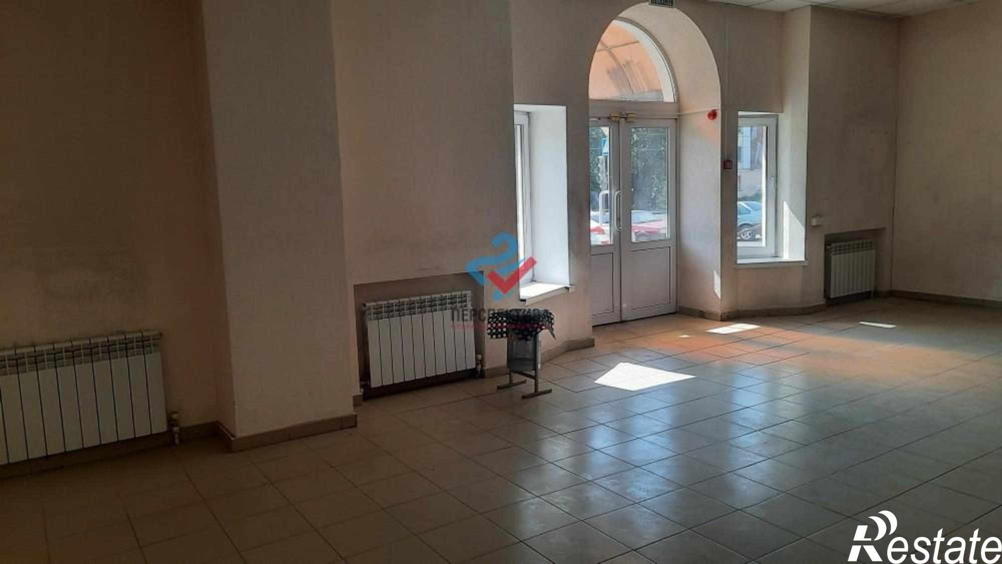 Сдать торговое помещение за 88 000 рублей на улица Ленина, 19