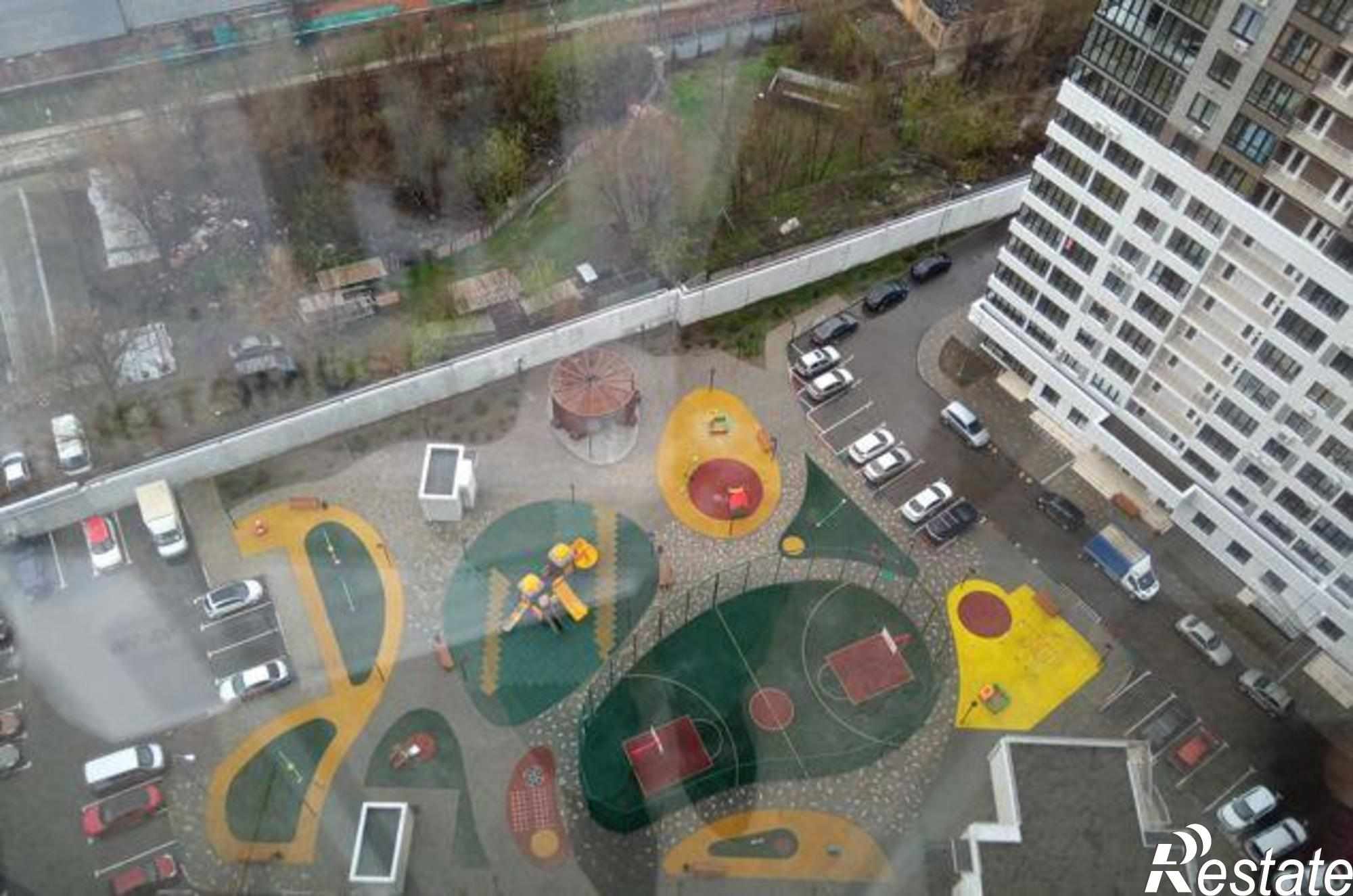 Купить квартиру за 3 240 000 рублей на улица Шеболдаева, 95с1