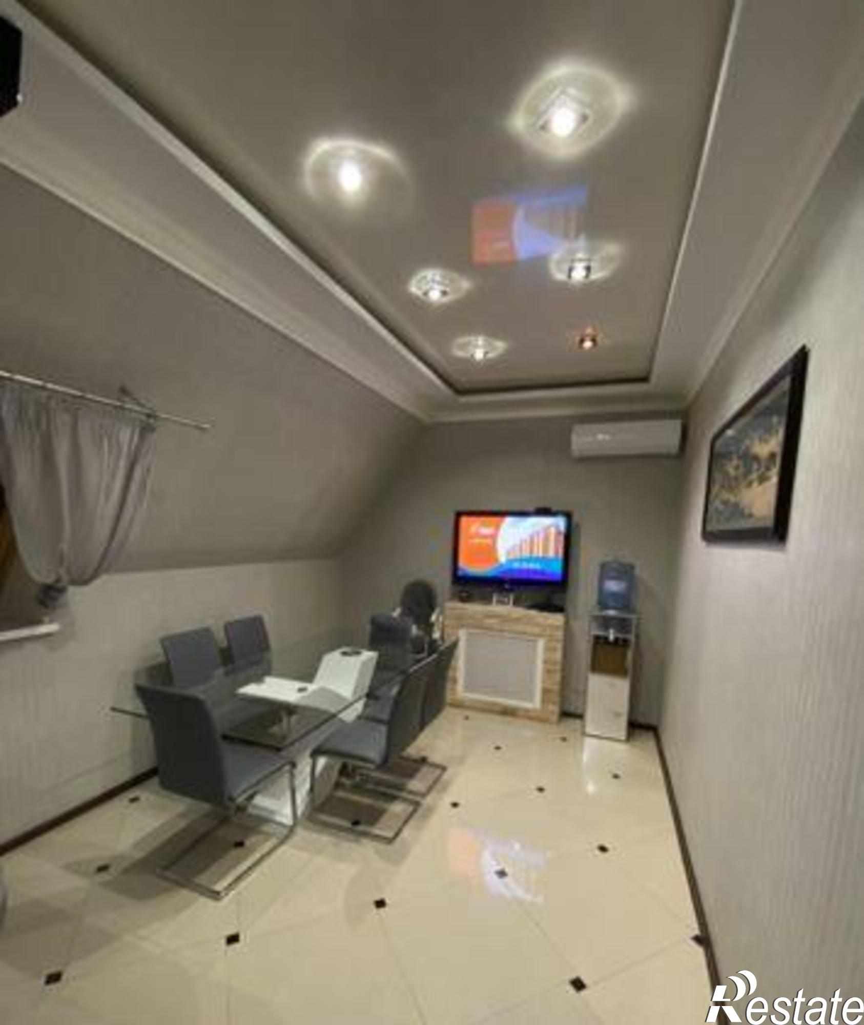 Купить квартиру за 5 890 000 рублей на Тибетская улица, 14