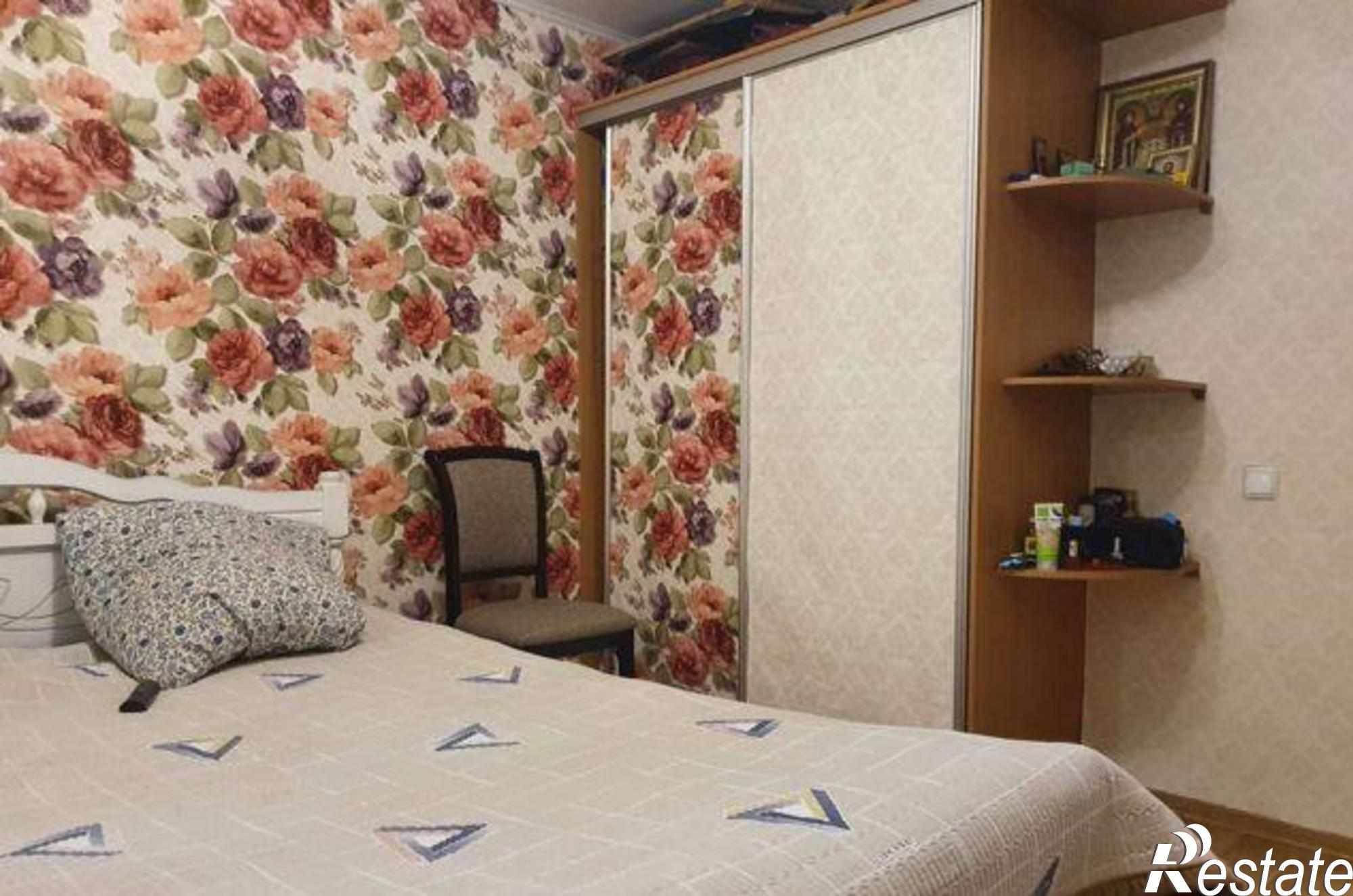 Купить квартиру за 2 300 000 рублей на улица Штахановского, 12/1