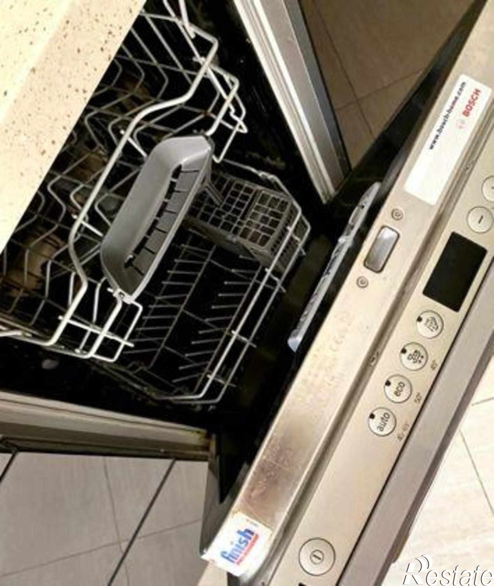 Купить квартиру за 10 340 000 рублей на Университетский переулок, 115