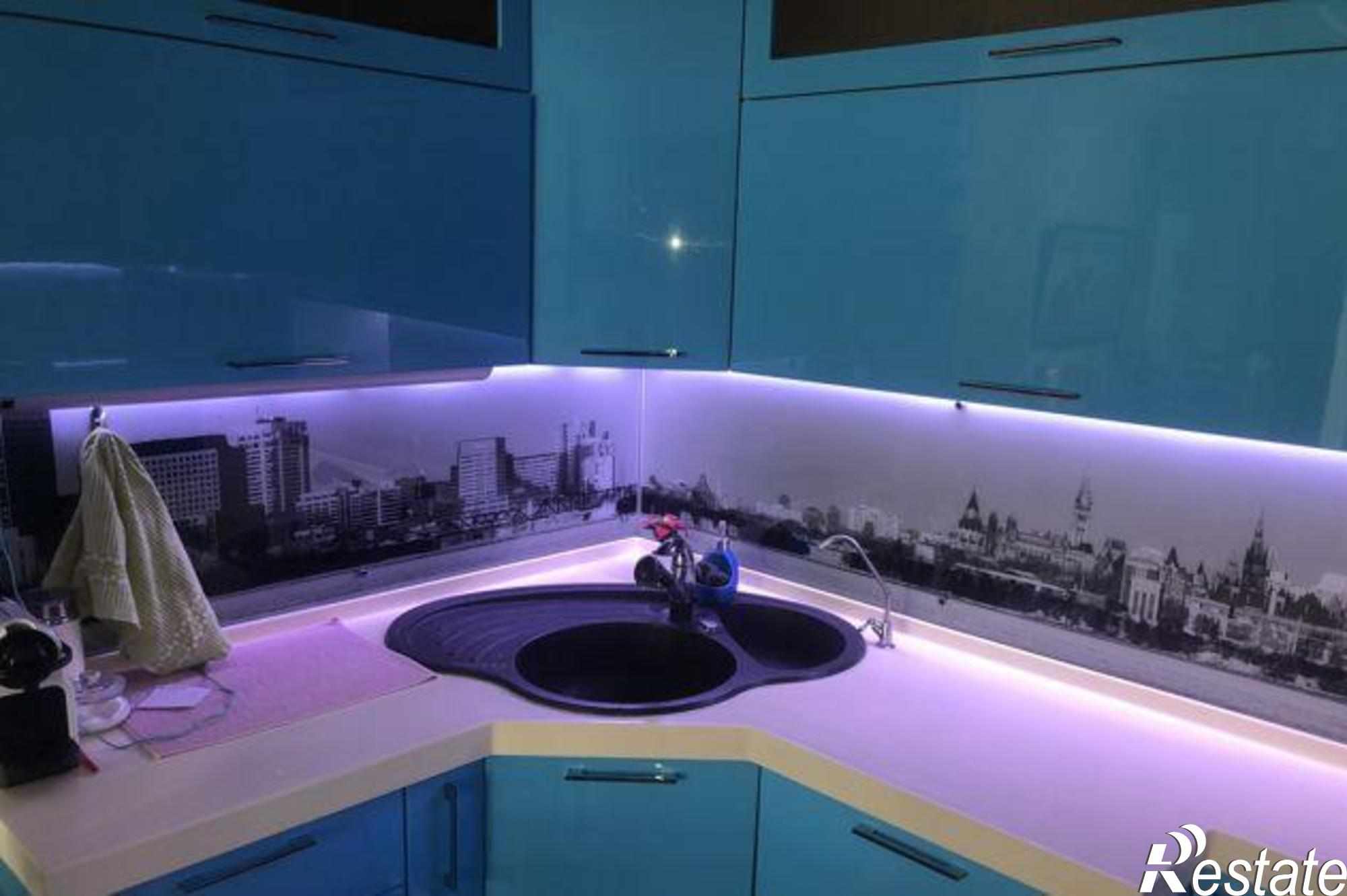 Купить квартиру за 7 800 000 рублей на улица Закруткина, 2/2
