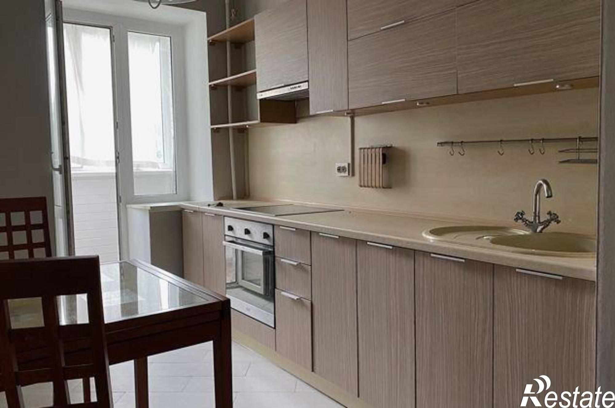 Купить квартиру за 5 640 000 рублей на улица Малиновского, 74/68
