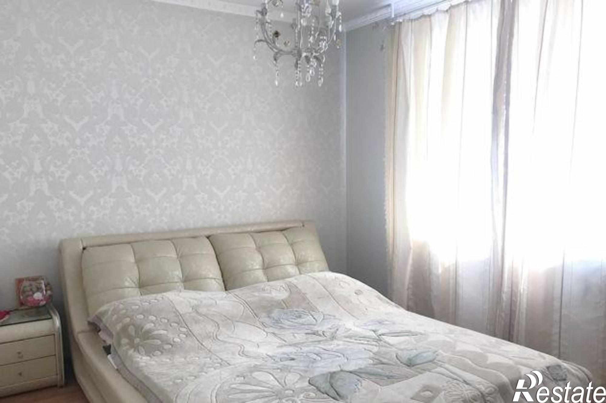 Купить квартиру за 5 640 000 рублей на улица Малиновского, 74/68