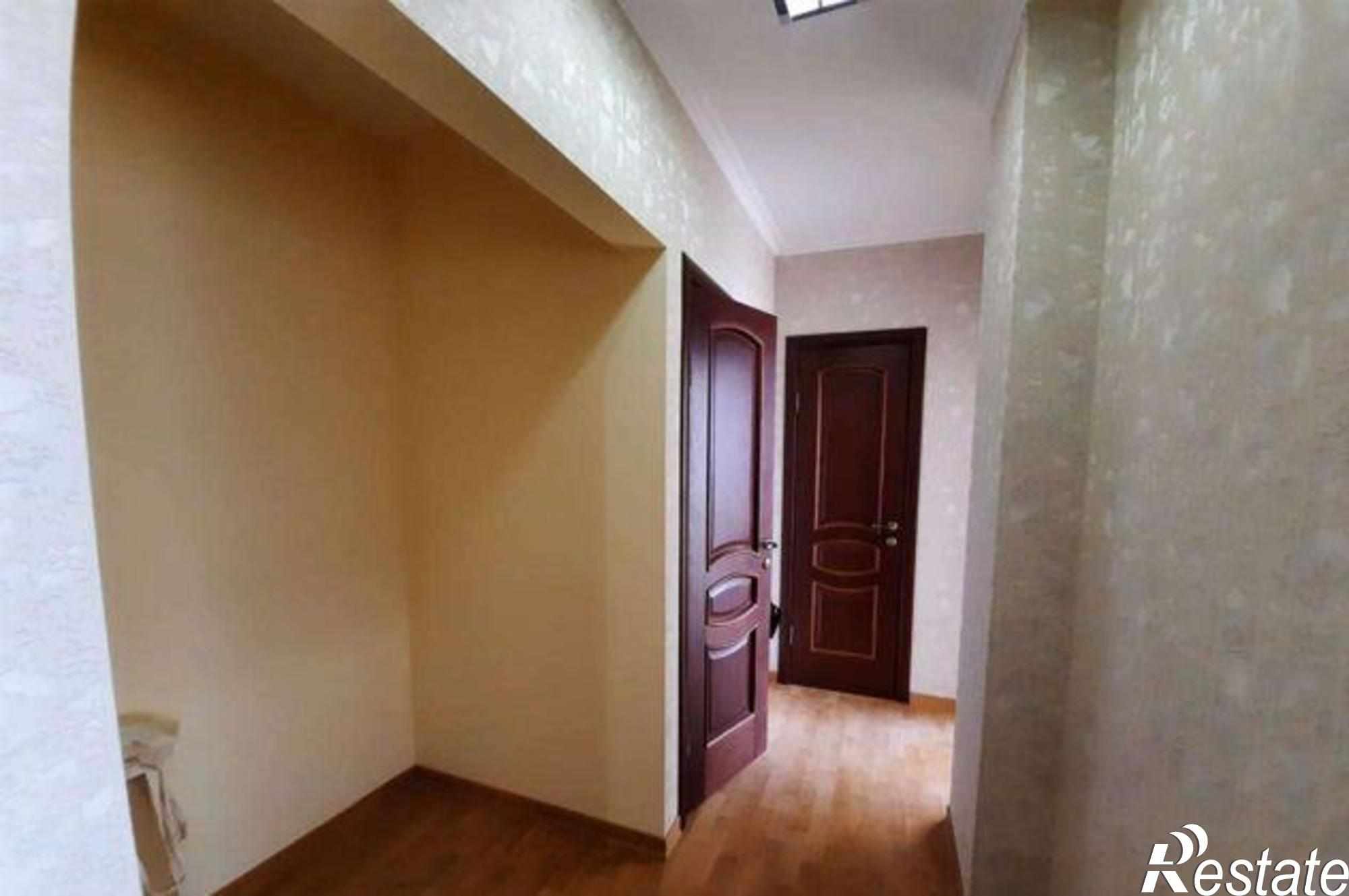 Купить квартиру за 6 390 000 рублей на Гвардейский переулок, 11/3