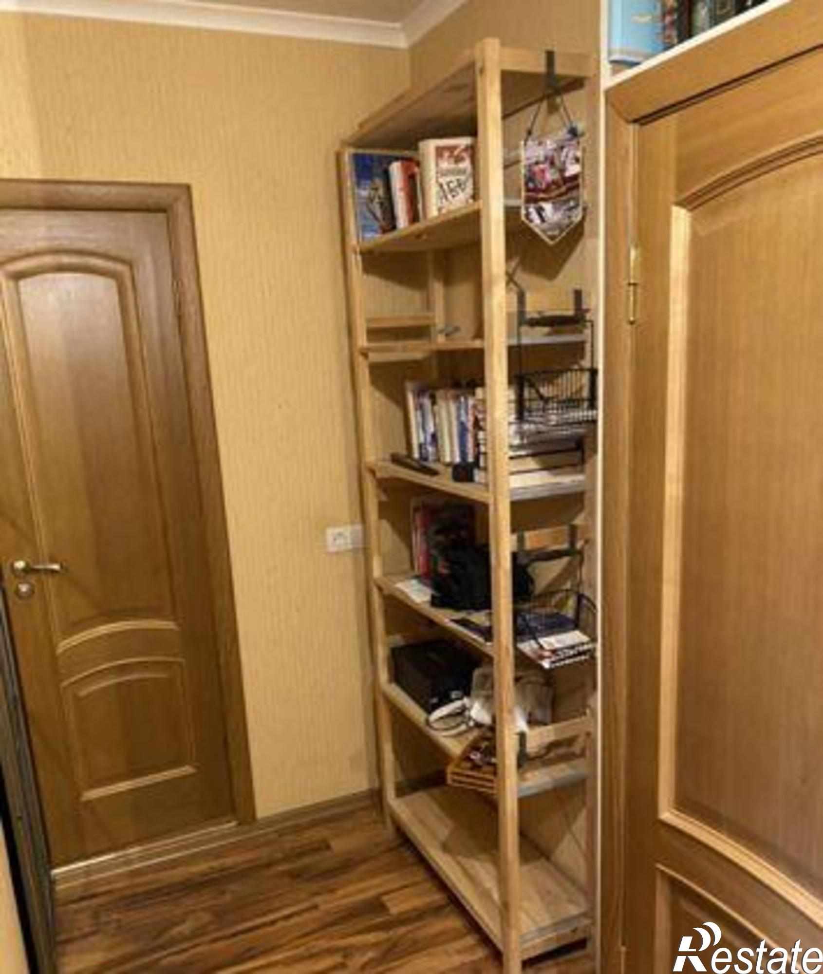 Купить квартиру за 3 240 000 рублей на 2-я Краснодарская улица, 145Д