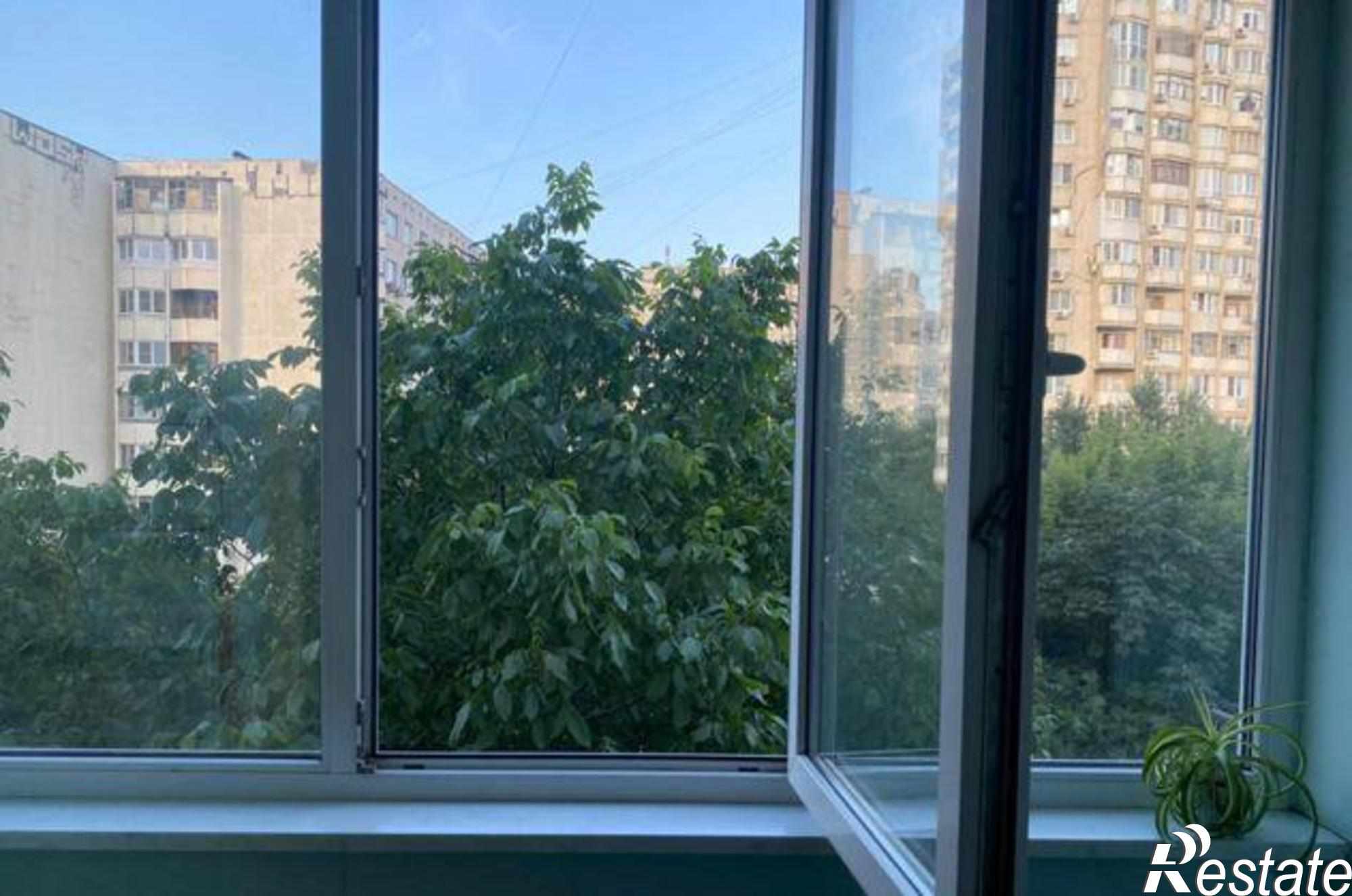 Купить квартиру за 4 470 000 рублей на улица 339-й Стрелковой Дивизии, 9