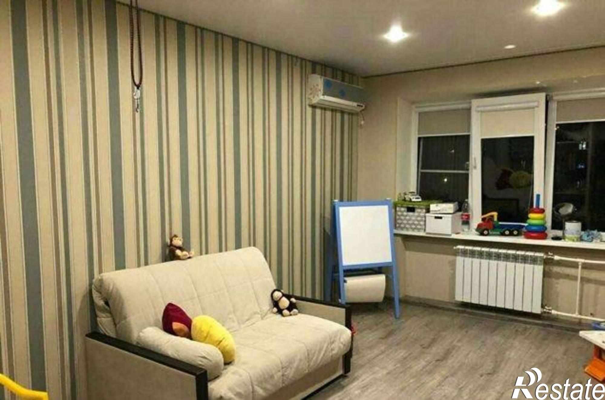 Купить квартиру за 4 230 000 рублей на Вятская улица, 98/105