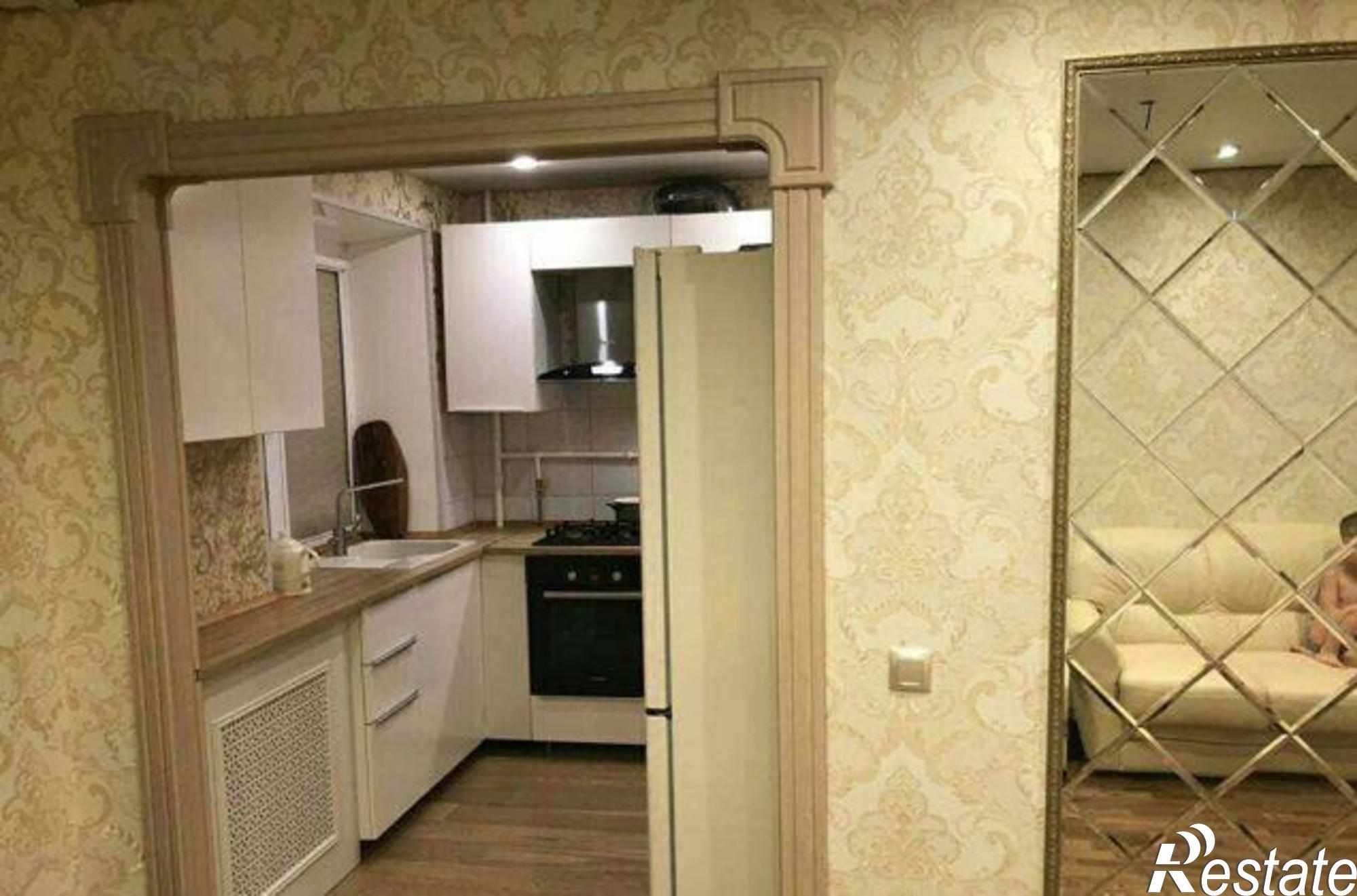 Купить квартиру за 4 230 000 рублей на Вятская улица, 98/105