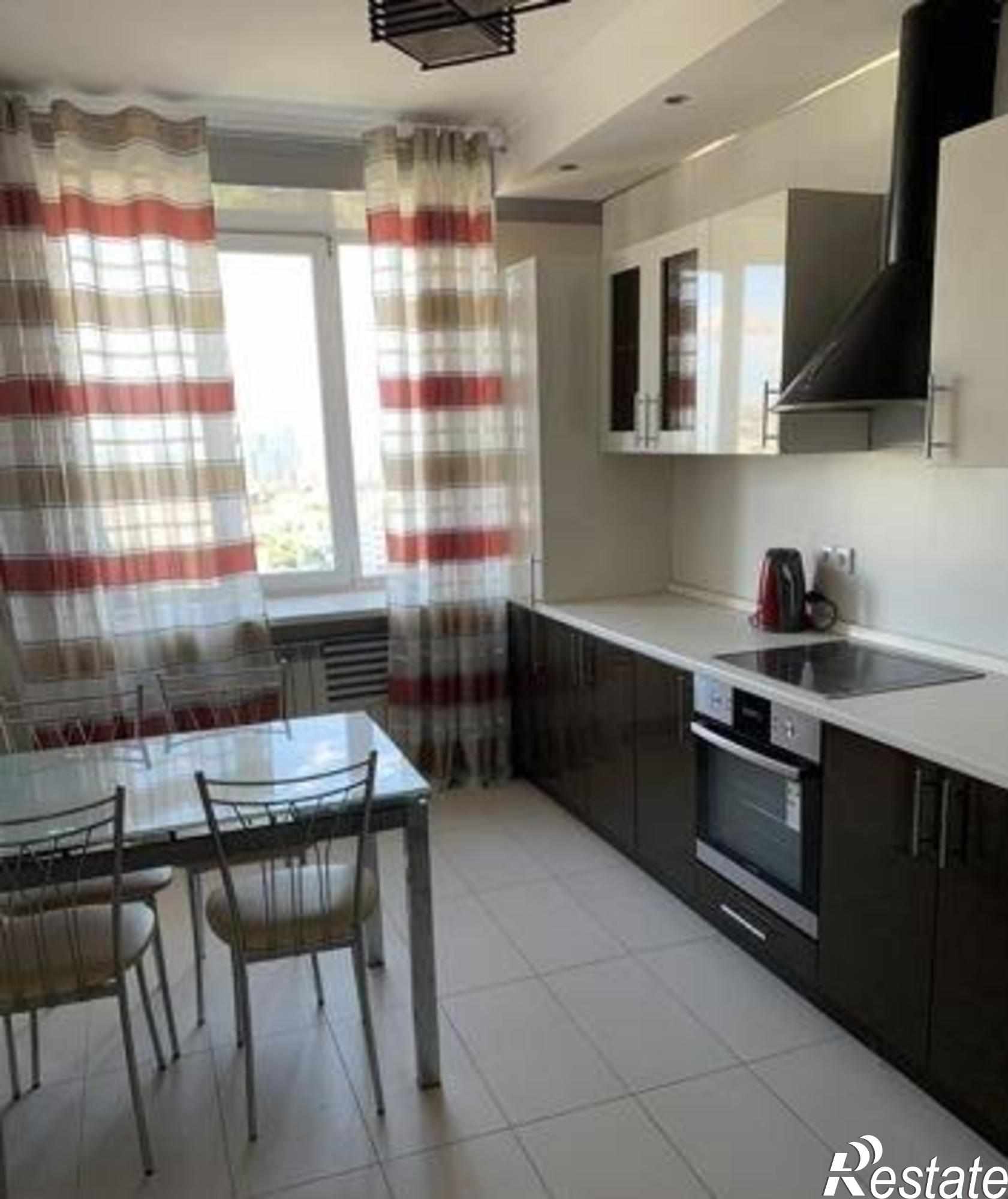 Купить квартиру за 10 810 000 рублей на Красноармейская улица, 13/95