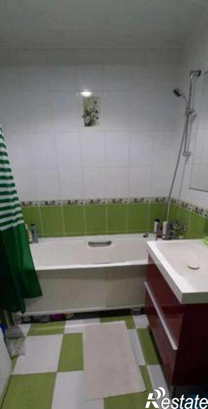 3-комн квартира улица Евдокимова, 37В