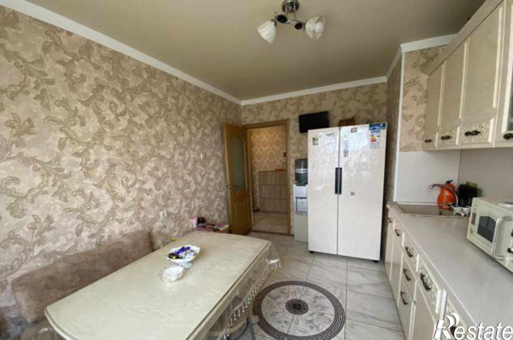 3-комн квартира Орбитальная улица, 70