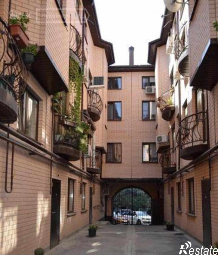 1-комн квартира Педагогический переулок, 6