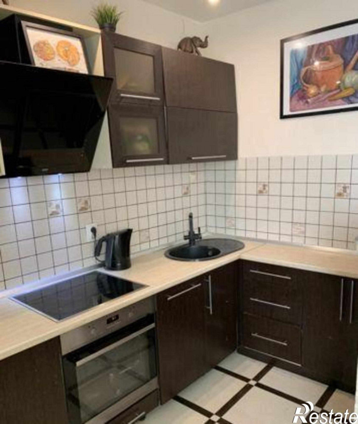 3-комн квартира 20-я улица, 43