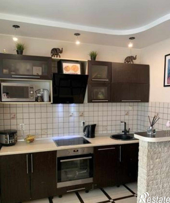 3-комн квартира 20-я улица, 43