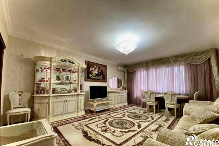 4-комн квартира Советская улица, 51
