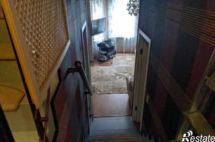2-комн квартира улица Обороны, 43