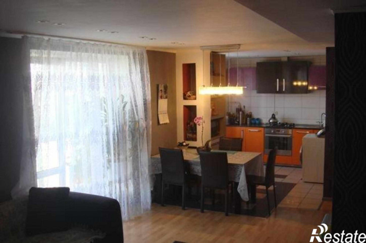 3-комн квартира Профсоюзная улица, 89