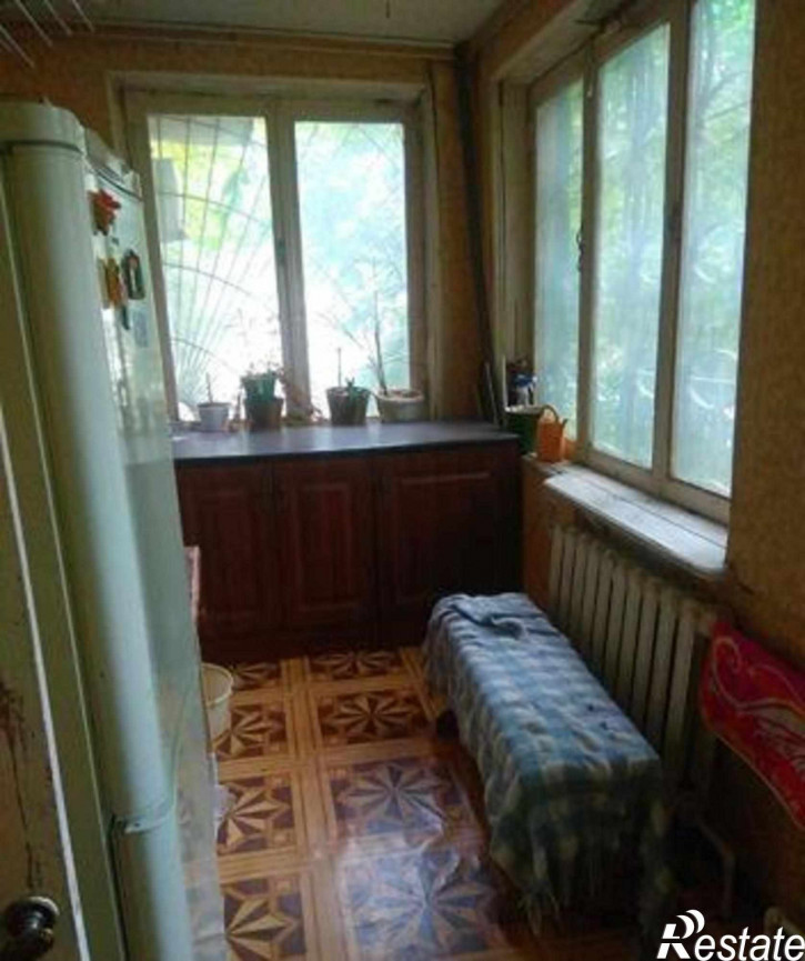 4-комн квартира улица Оганова, 17