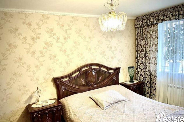 4-комн квартира Советская улица, 51