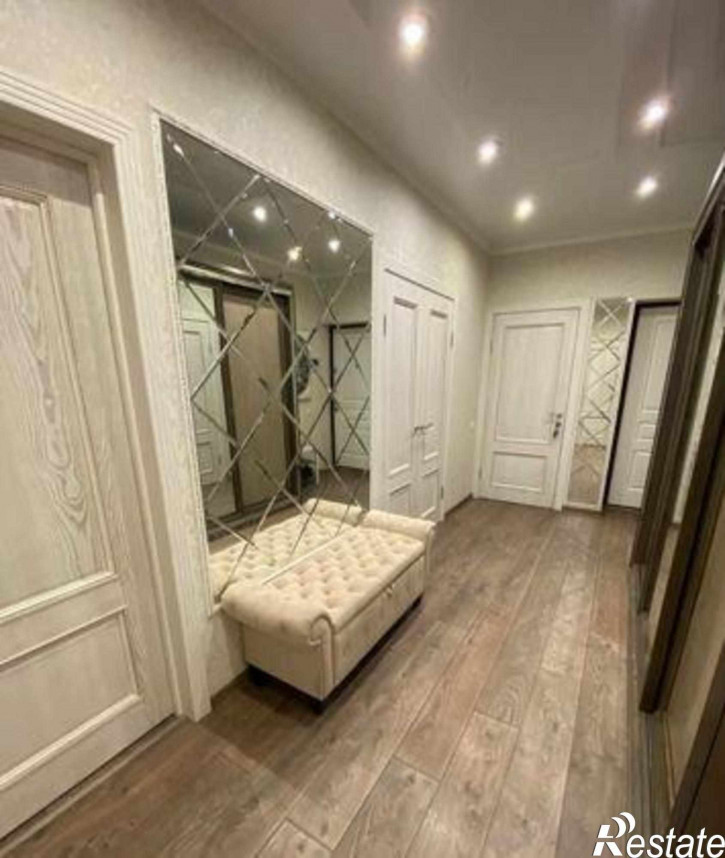 3-комн квартира Творческая улица, 7