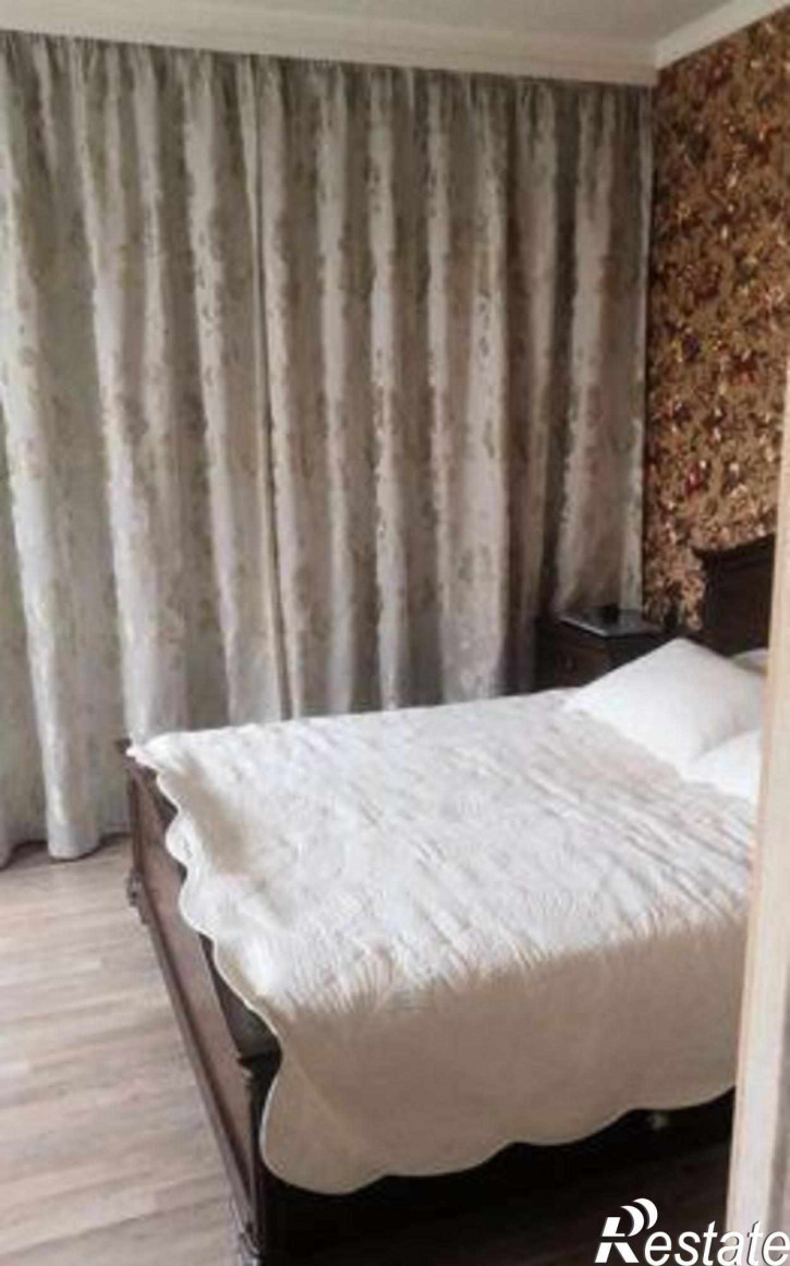 2-комн квартира проспект Стачки, 25