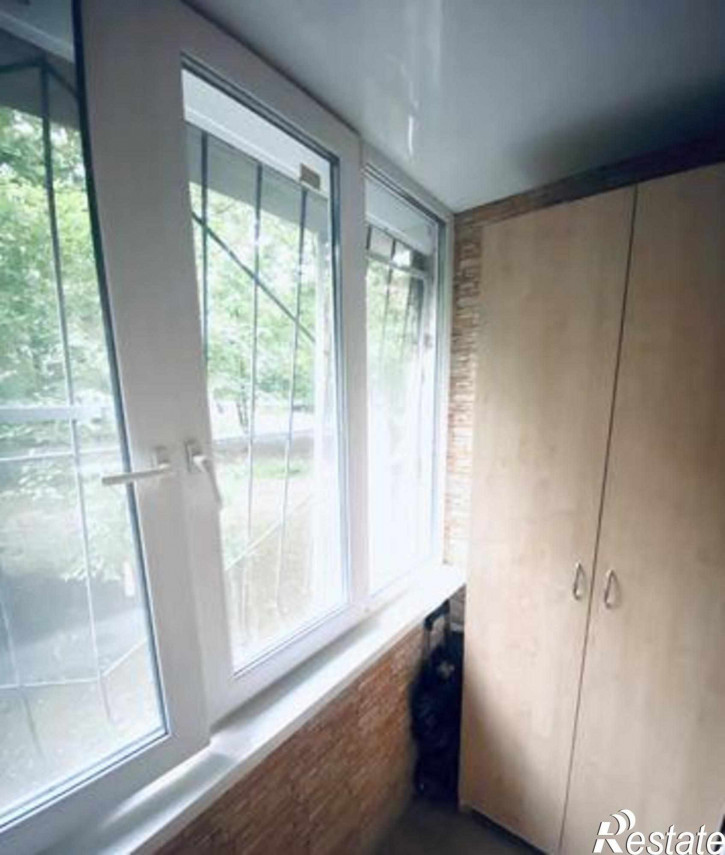 2-комн квартира улица Добровольского, 5/5