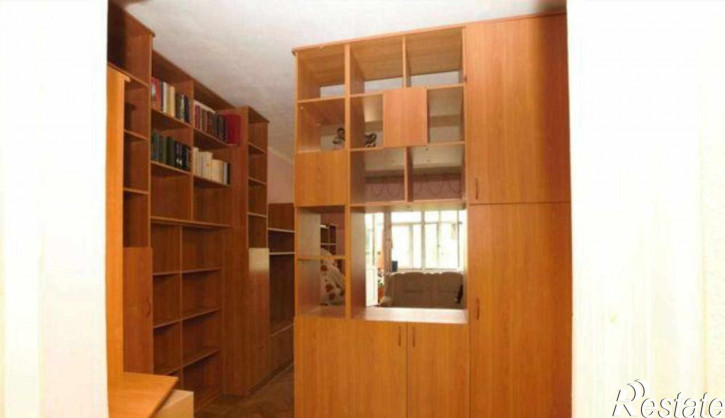 3-комн квартира улица Тельмана, 72